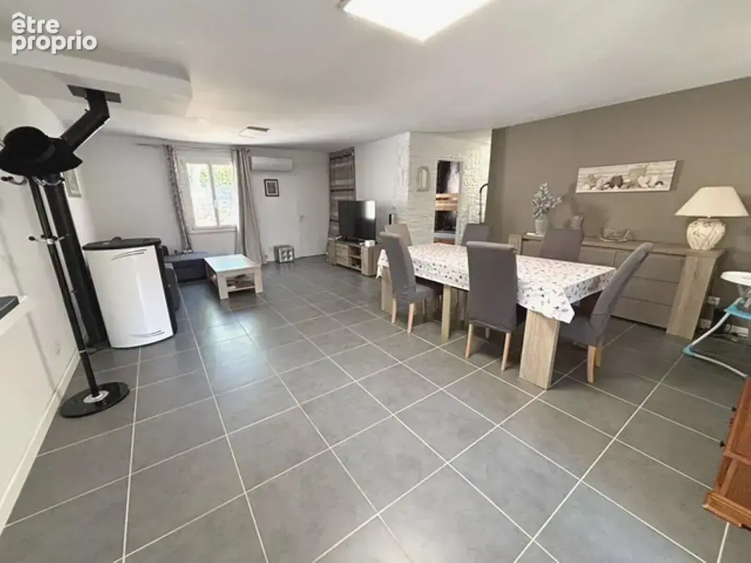 REGUSSE. Maison T5 de 103 m2 sur 1680m² de terrain plat - photo 6