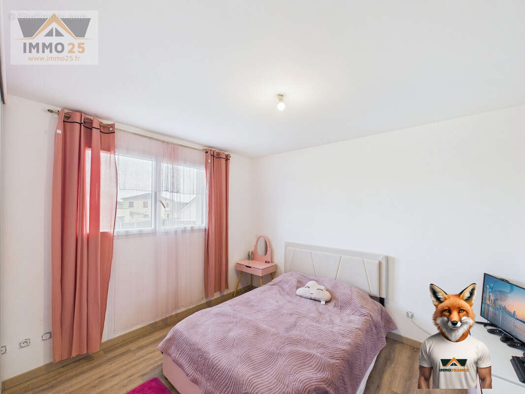 Maison à SERRE-LES-SAPINS