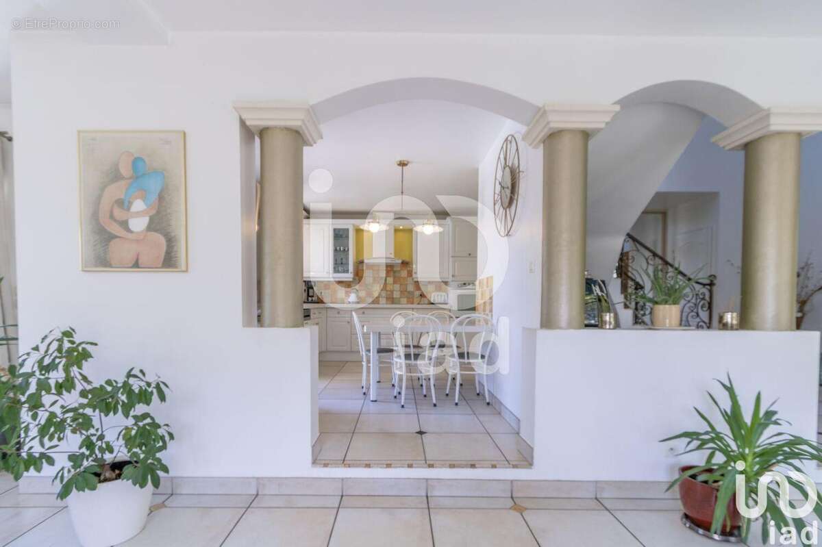 Photo 8 - Maison à DARDILLY