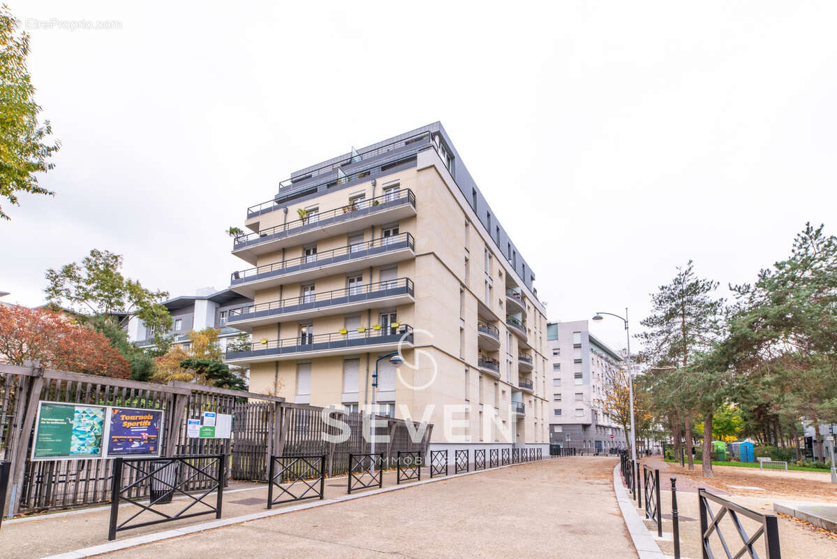 Appartement à CLICHY