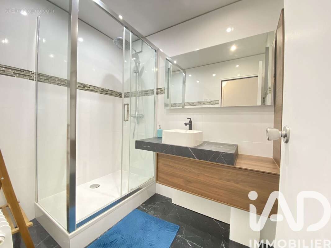 Photo 7 - Appartement à SURESNES