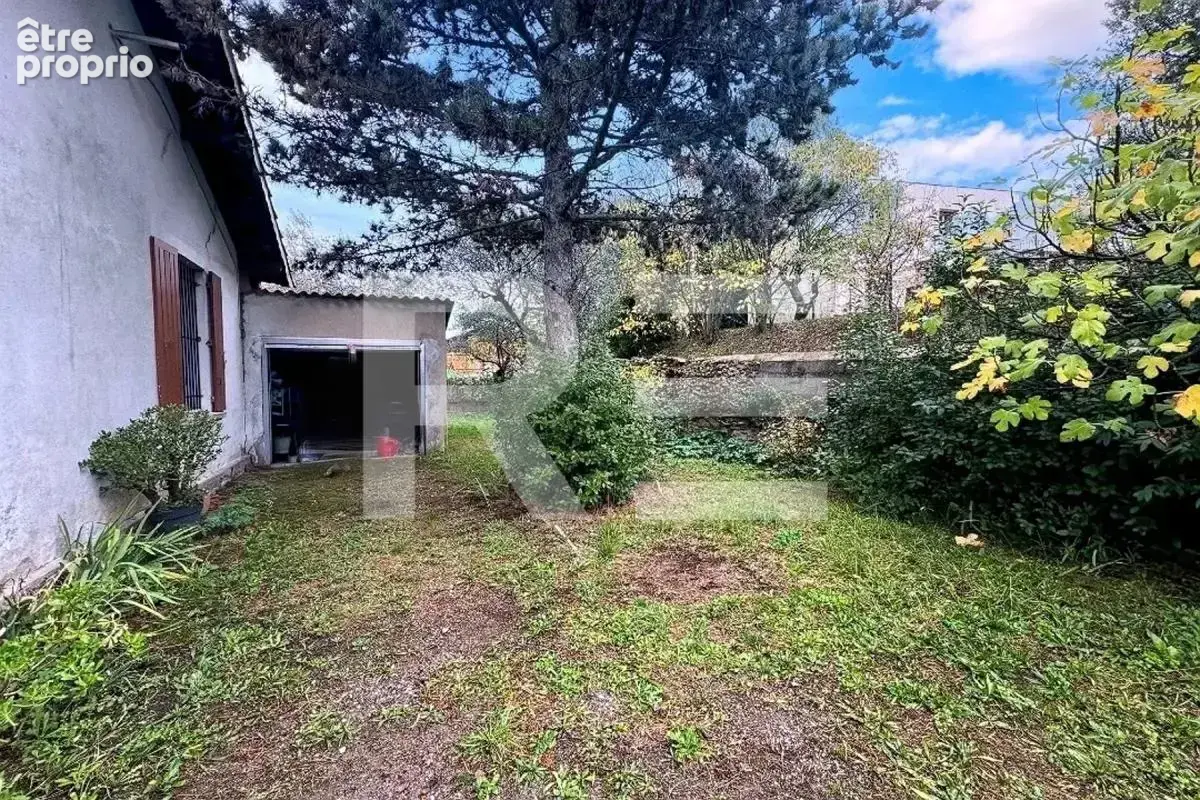 Belle opportunité à Alès 30100 - Maison de plain pied 92 m2 à rénover - photo 8