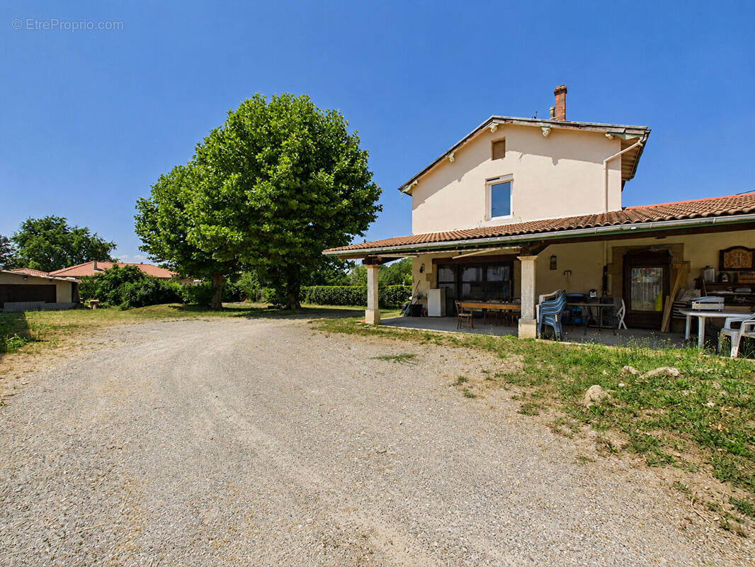 Maison à BEAUREGARD-BARET