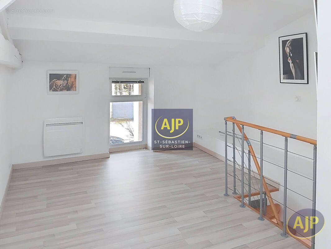 Maison à SAINT-SEBASTIEN-SUR-LOIRE