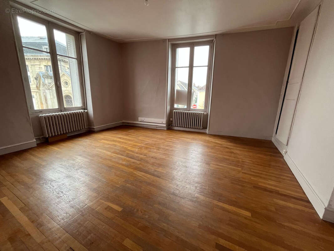 Appartement à BELLEME