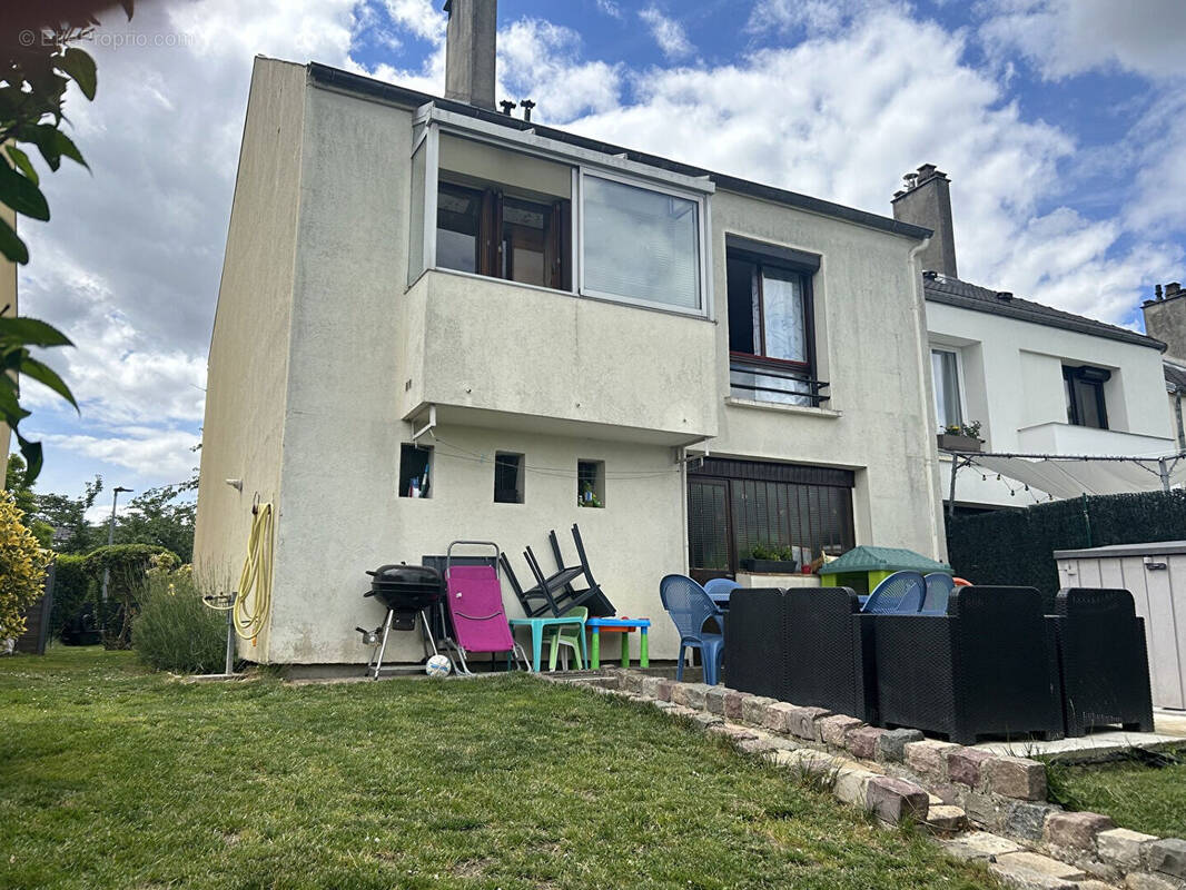 Maison à CHELLES