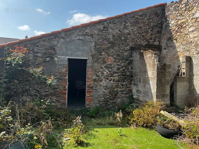 Maison à PAIMBOEUF