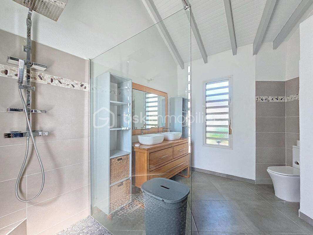 Villa contemporaine 3 suites , piscine et résiduel de construction - photo 15
