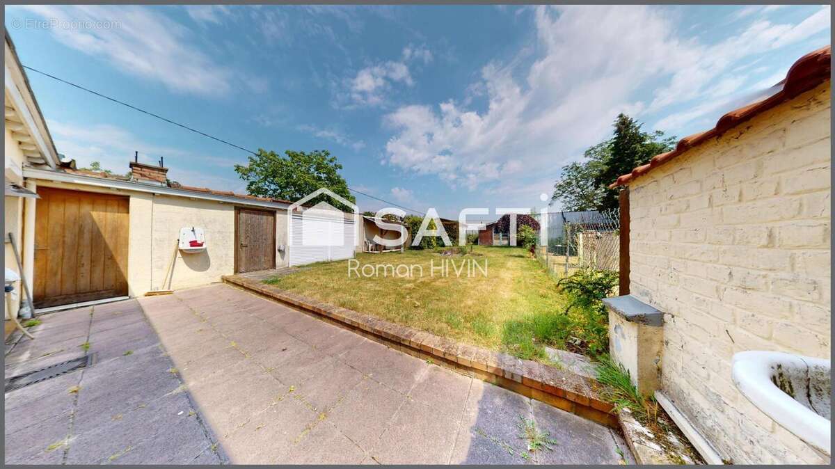 Maison 89 m² à Wattrelos  - photo 4