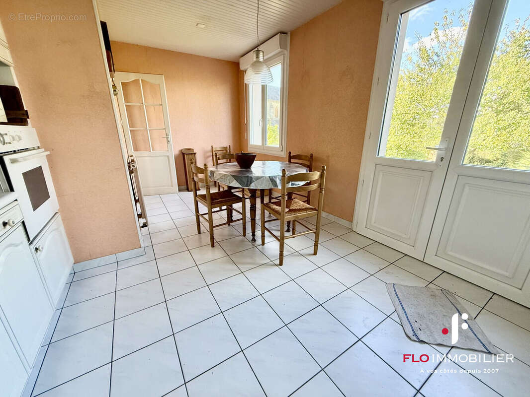 Maison à BRICQUEBEC