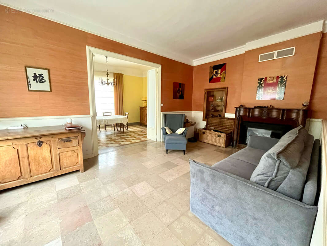 Maison à SUMENE