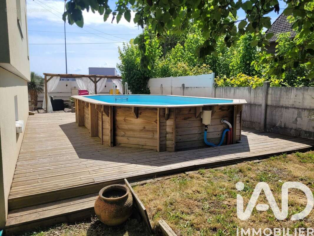 Photo 2 - Maison à GUEUGNON
