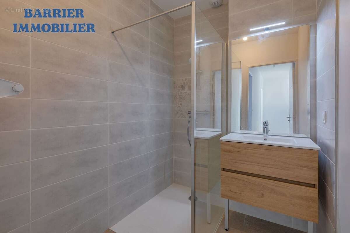 Appartement à CHAVANOZ