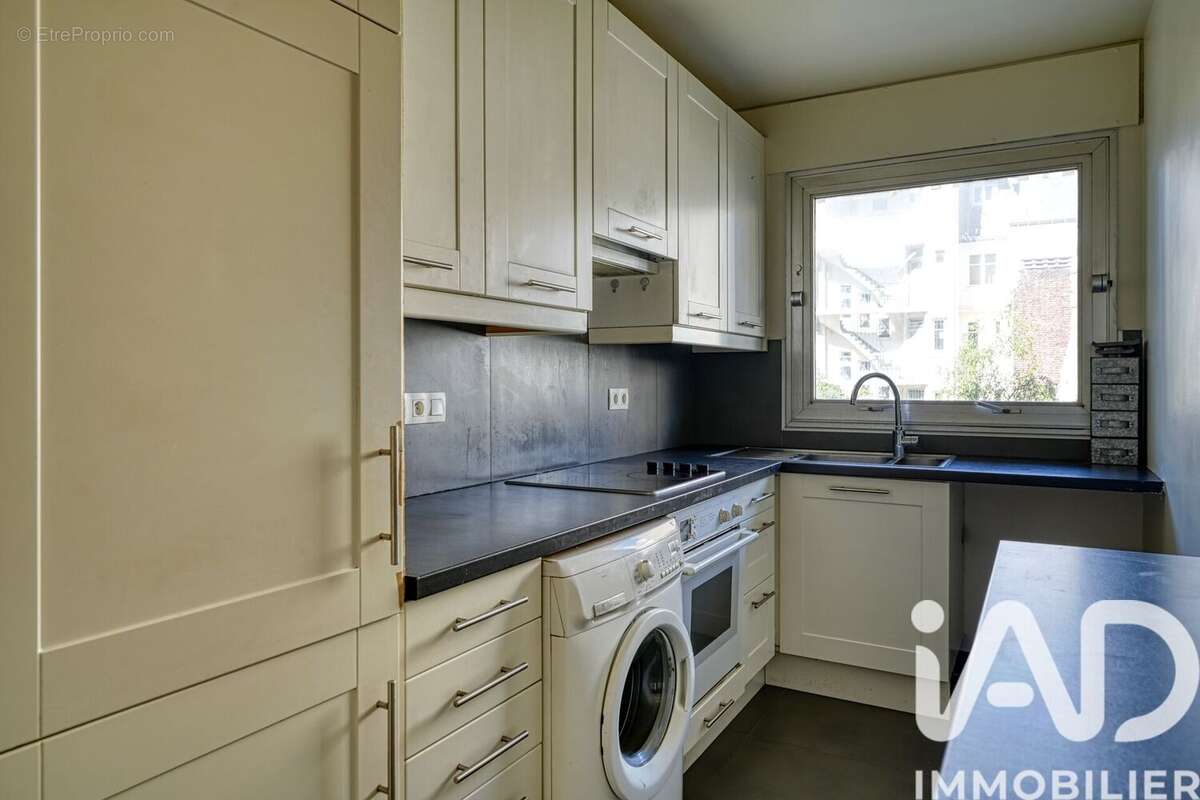 Photo 6 - Appartement à PARIS-15E