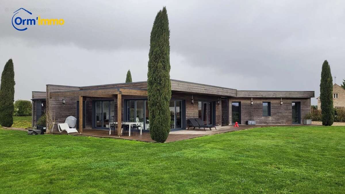 Maison à ORMES