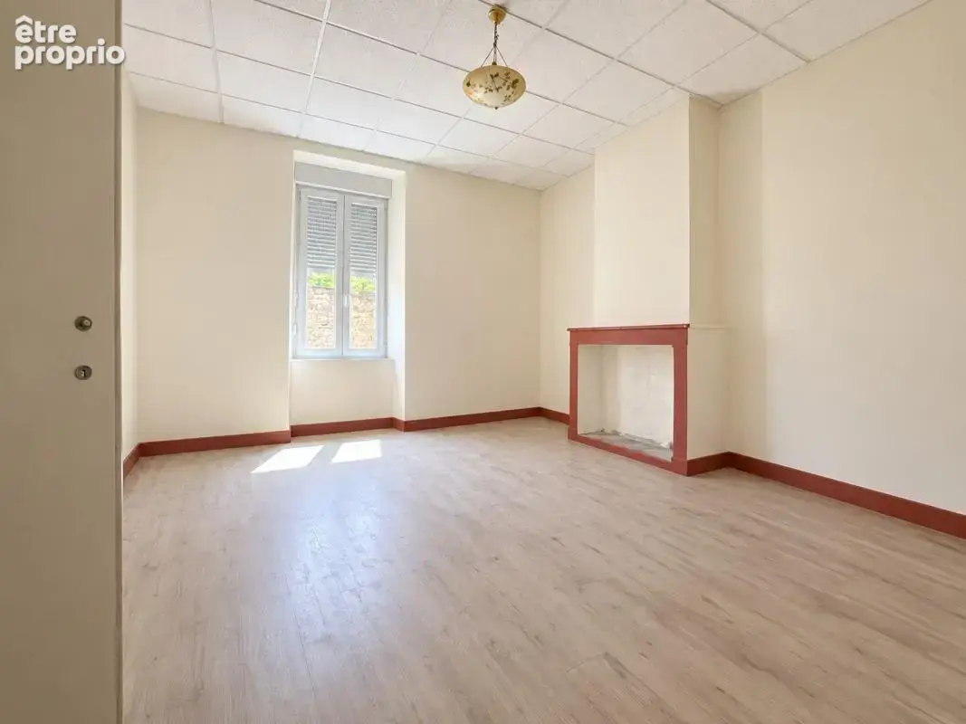 Appartement 11 pièces 375 m² à vendre à Saint-Ambroix (30500) - photo 5