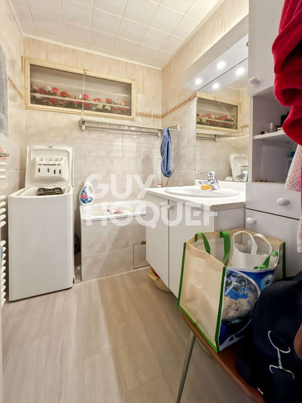 Maison à FONTENAY-TRESIGNY