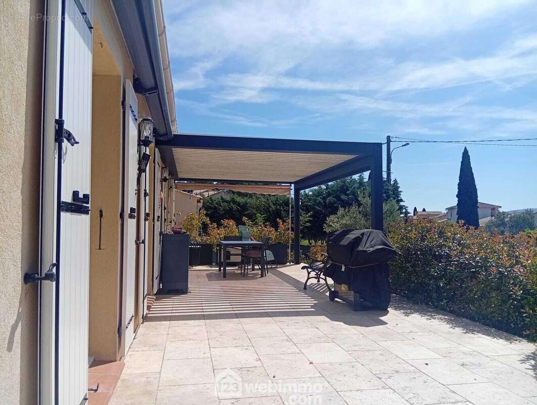 Maison à LE CANNET-DES-MAURES