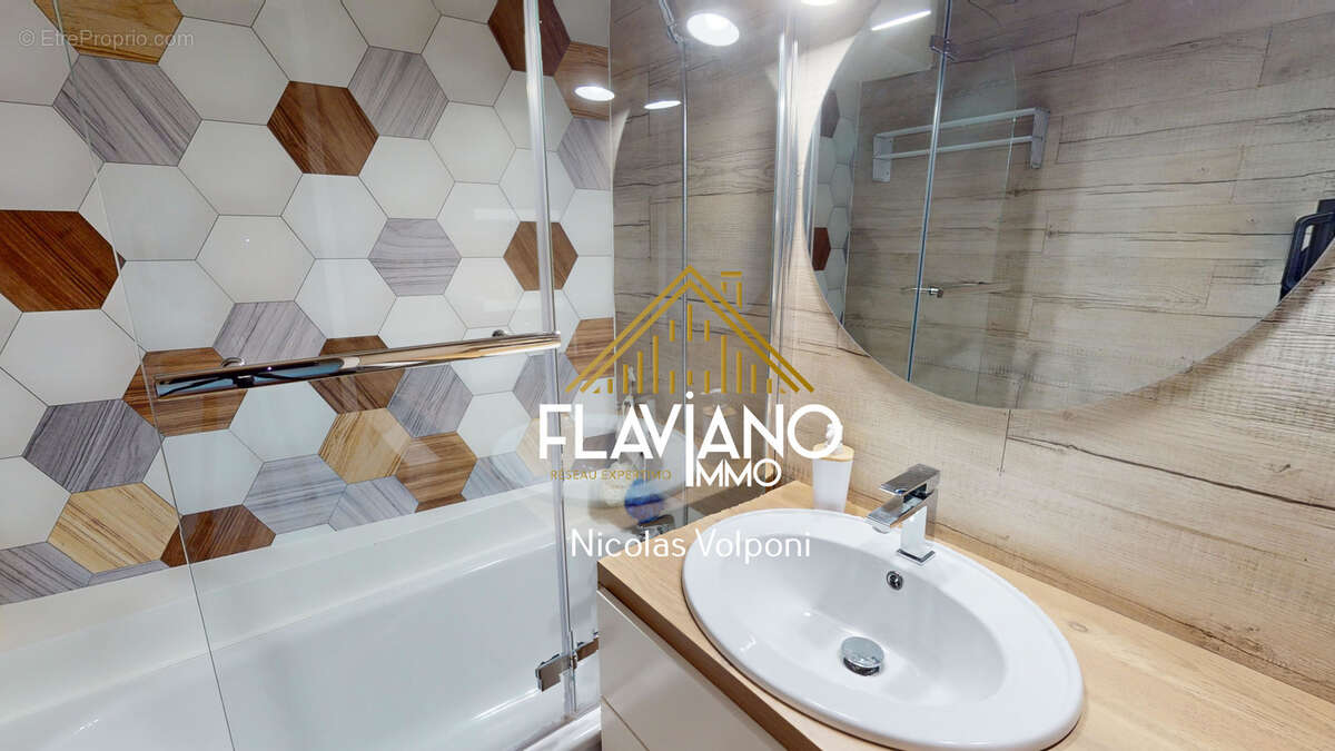 Appartement à LES THUILES