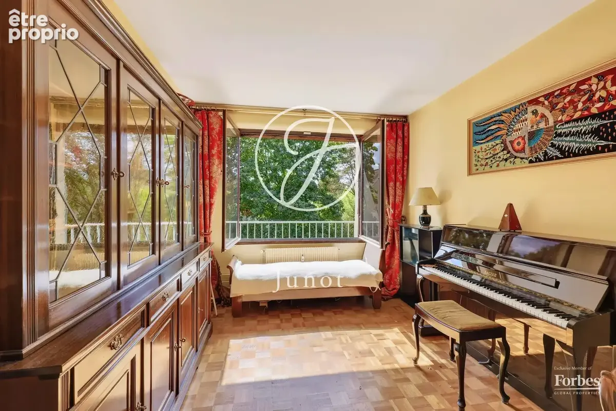 Saint-Cloud - MONTRETOUT - Appartement 113.16 m²  4 chambres - photo 4