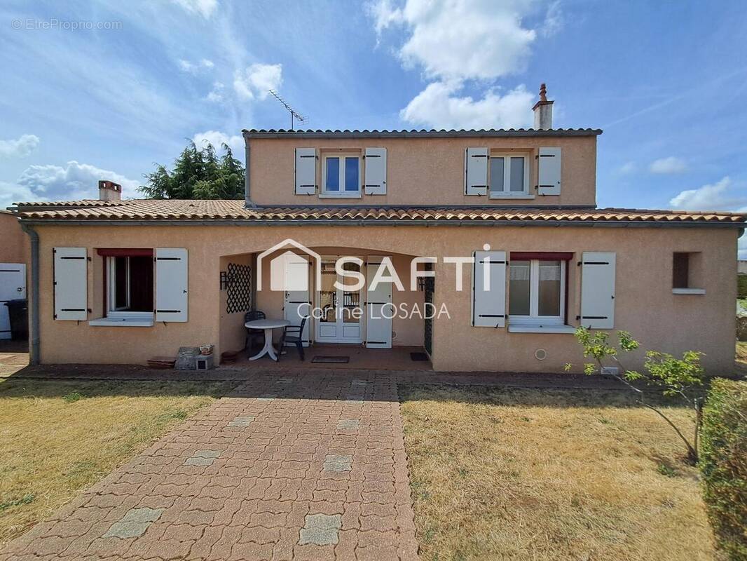 Photo 1 - Maison à LUCON