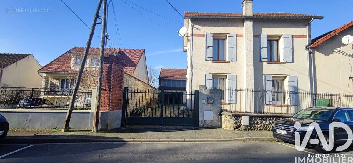 Photo 1 - Maison à PIERRELAYE