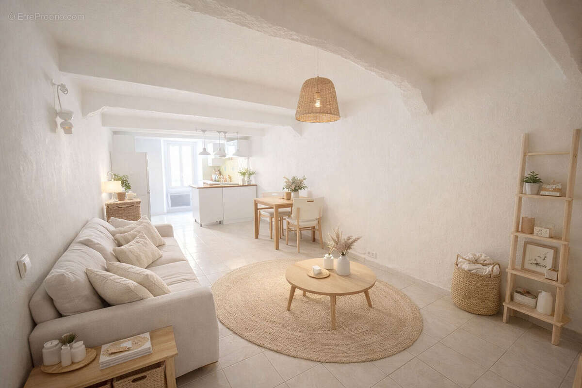 Appartement à VALLAURIS