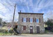 Maison à DESAIGNES