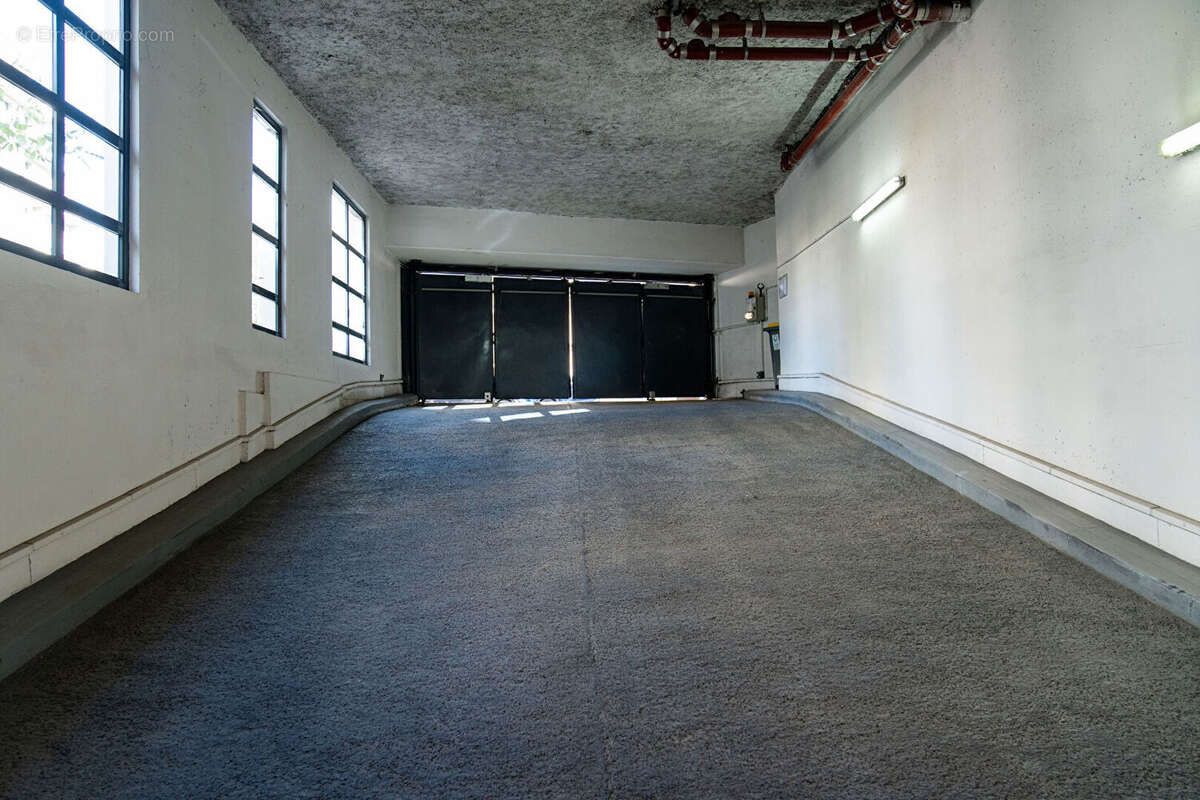 **Studio 29,6 m² avec parking et cave à 4 min à pied du métro Mairie d'Issy** - photo 8