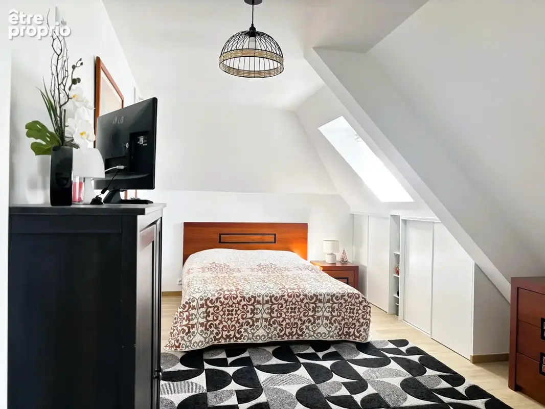 Maison 8 pièces 198 m² à vendre à Chuelles (45220) - photo 19