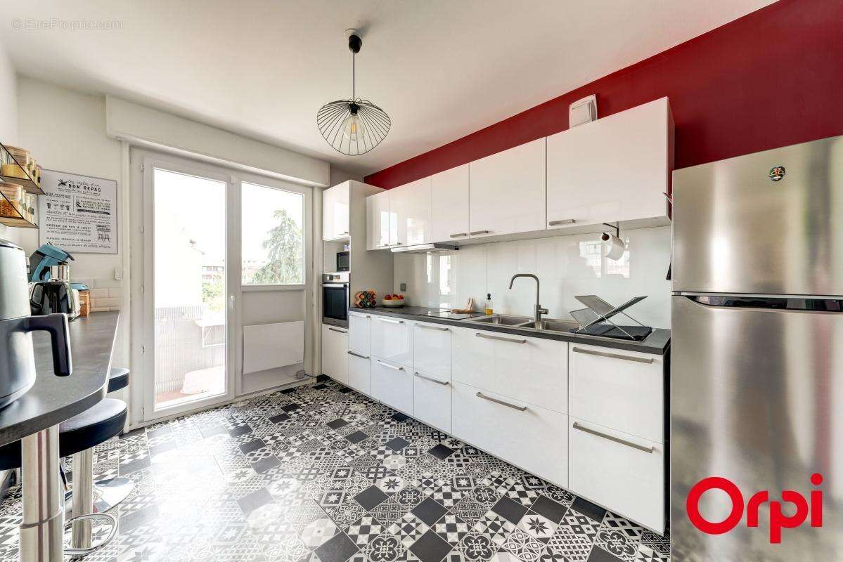 Appartement à SAINT-FONS