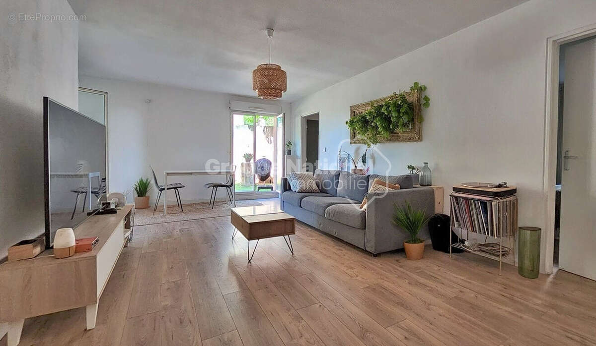 Appartement à MARSEILLE-15E