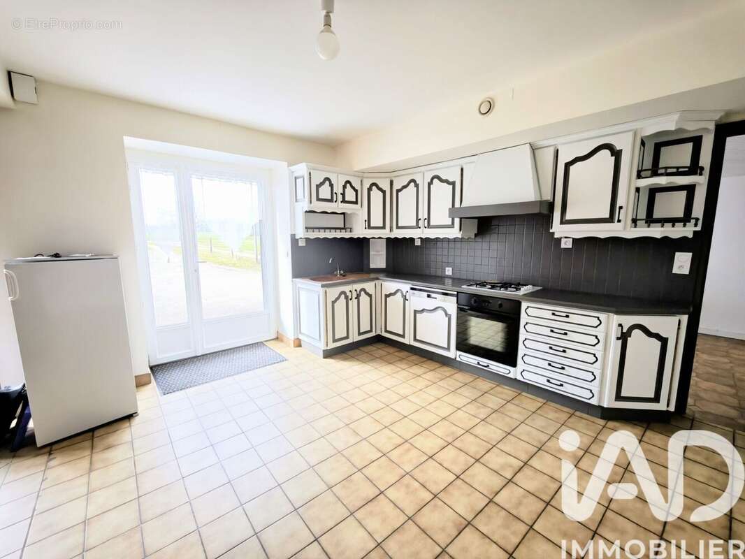 Photo 4 - Maison à CARENTOIR