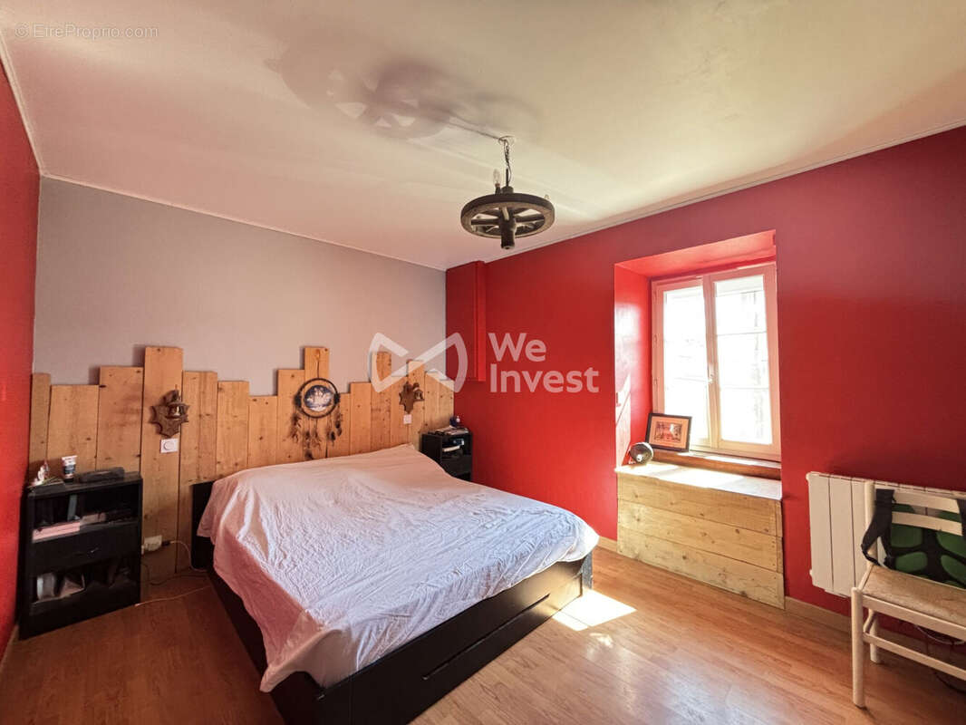 Maison 104 m² à Saint-Julien-Des-Landes  - photo 4