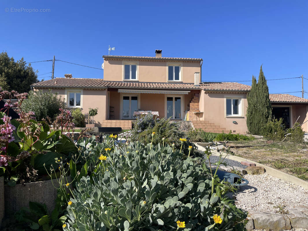 Maison à VAISON-LA-ROMAINE