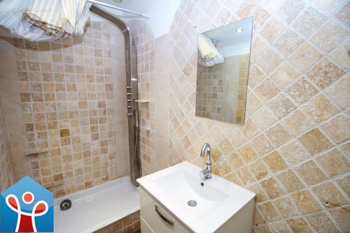Maison de Village 4 Pièces avec Terrasse  Cers Centre - photo 12