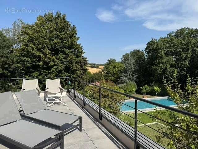 Maison à VIGOULET-AUZIL