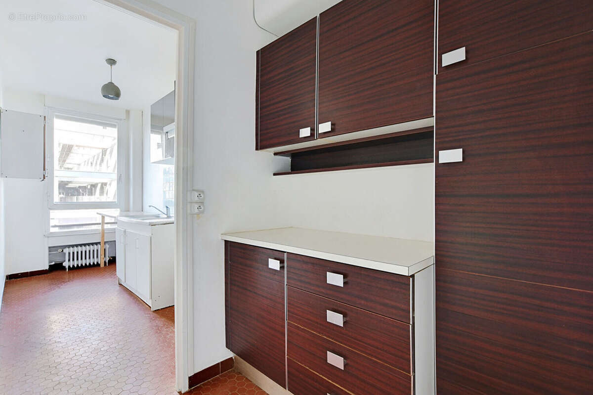 Appartement à PARIS-19E