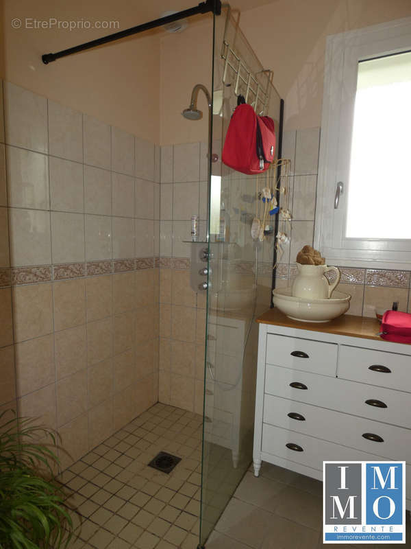 Maison à LES AIX-D&#039;ANGILLON