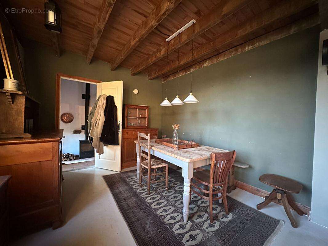 Maison à JUVIGNY-LE-TERTRE