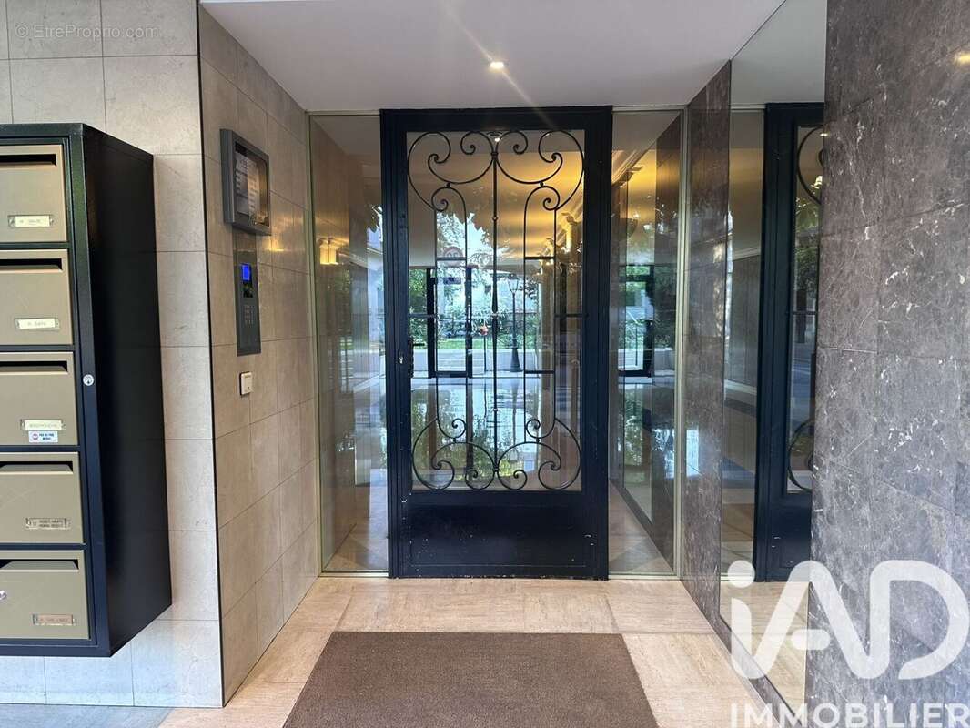 Photo 2 - Appartement à SAINT-MAUR-DES-FOSSES