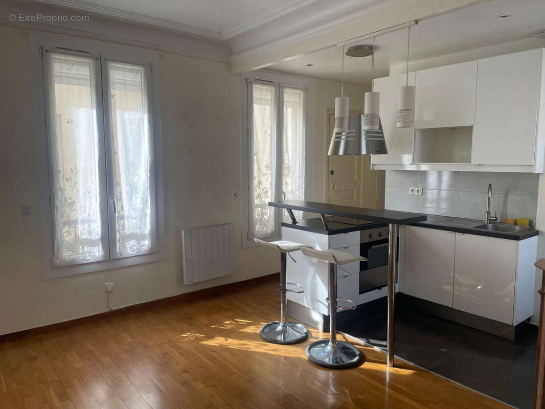 Appartement à PARIS-12E