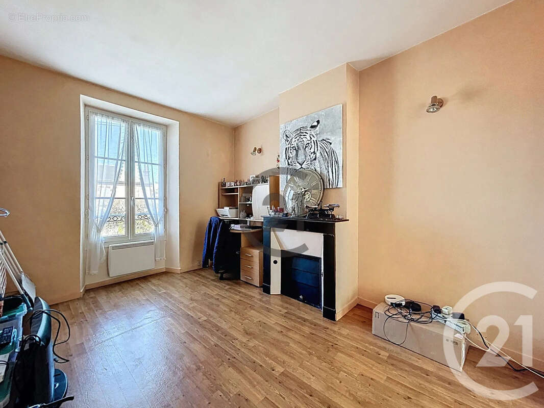 Appartement à MONTEREAU-FAULT-YONNE