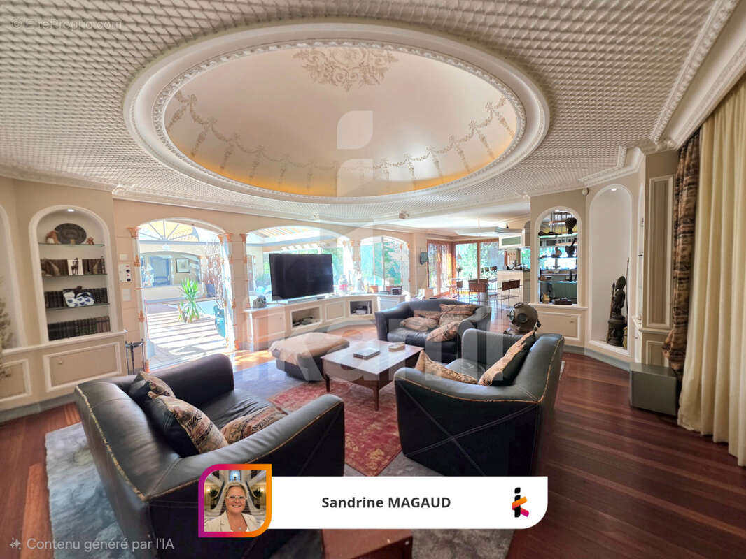Maison d'architecte de 307 m2 habitable avec piscine intérieure - photo 4