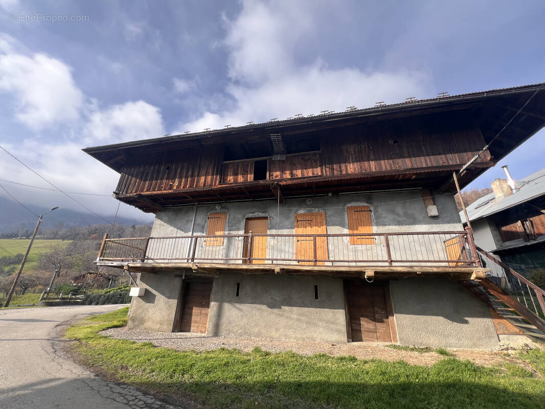 Maison à ALLONDAZ