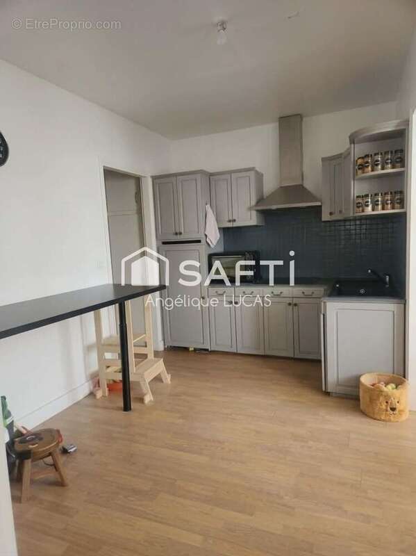 Photo 4 - Maison à LA CHAIZE-LE-VICOMTE