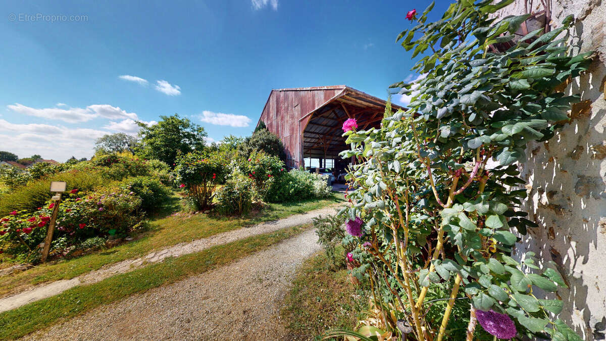 Maison à LA FERTE-GAUCHER