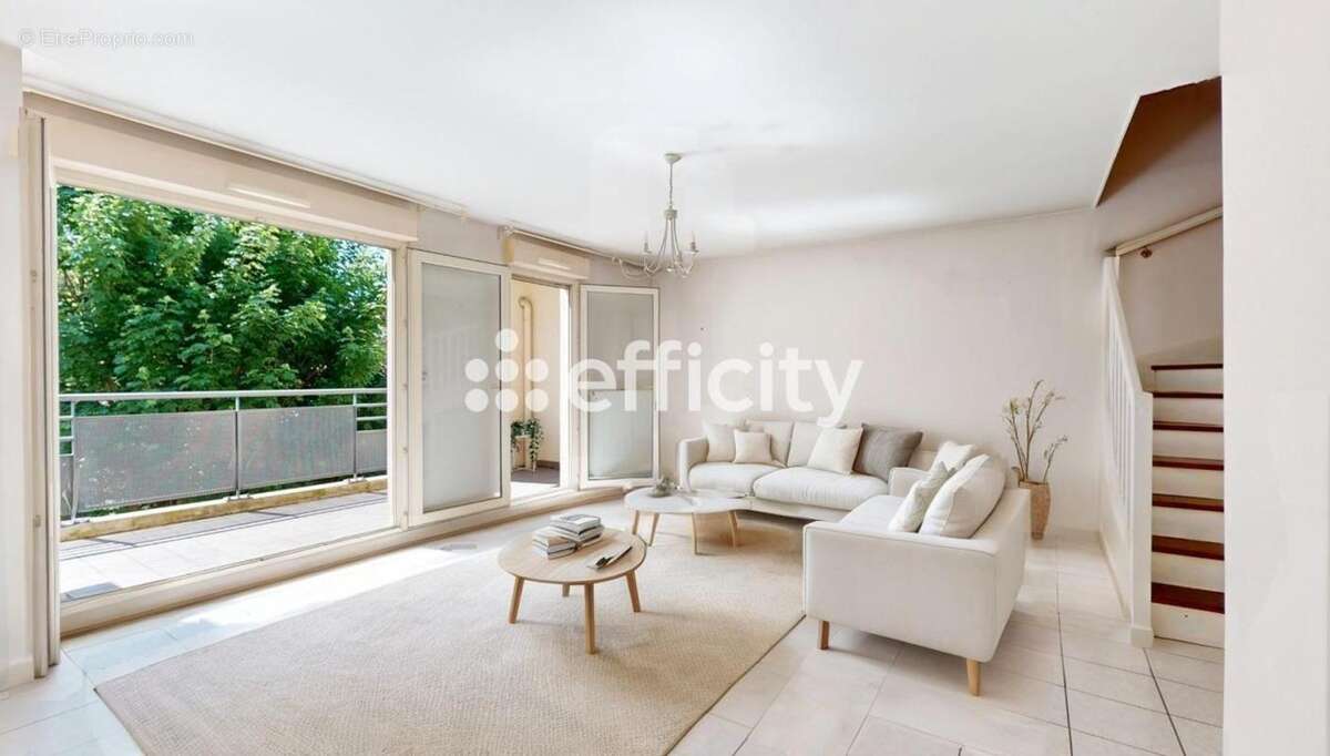 Appartement à TASSIN-LA-DEMI-LUNE