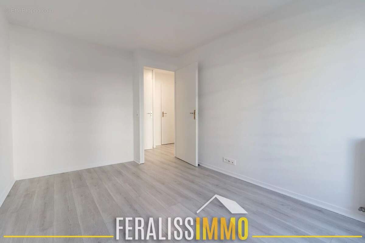 Appartement à VAUREAL