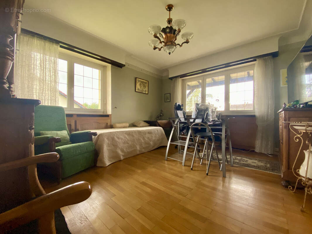 Maison à LOUPERSHOUSE
